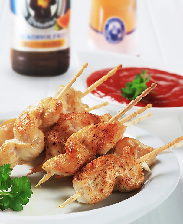 Hähnchenstreifen mit scharfem Paprika-Dip